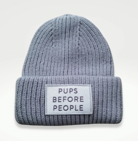 Ullmössa - Pups Before People